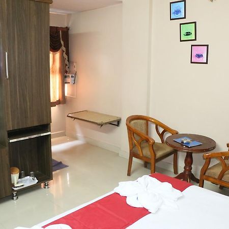 Hotel Akshaya Visakhapatnam Eksteriør billede